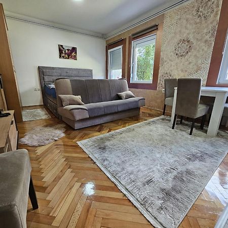Aloha Apartment Novi Pazar Exterior foto