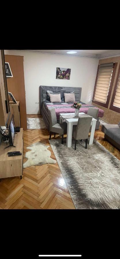 Aloha Apartment Novi Pazar Exterior foto
